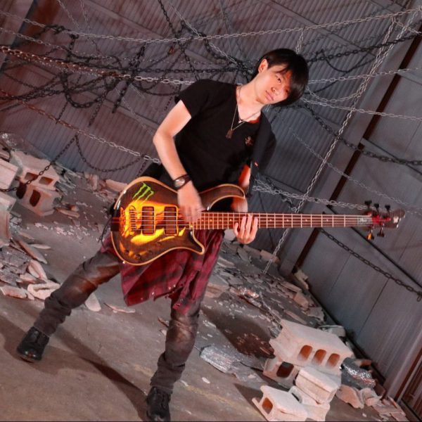 Zary Cross Vein Bass Player AQE4wvqjwJT9aoMo